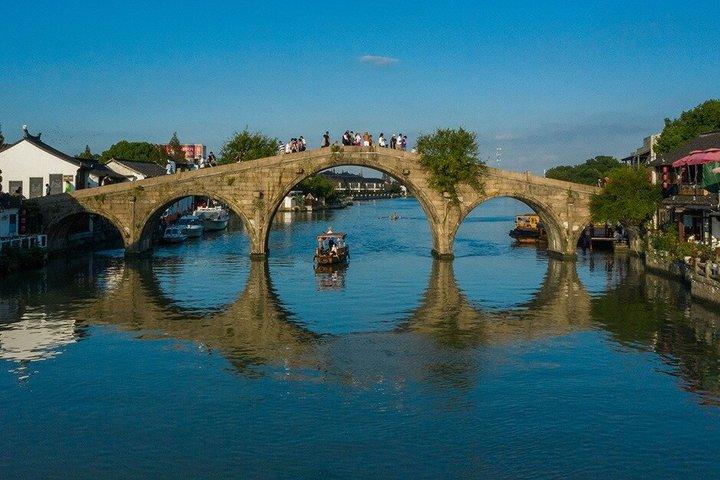 Shanghai Private Tour, Zhujiajiao Water Town and Scenic Boat Ride