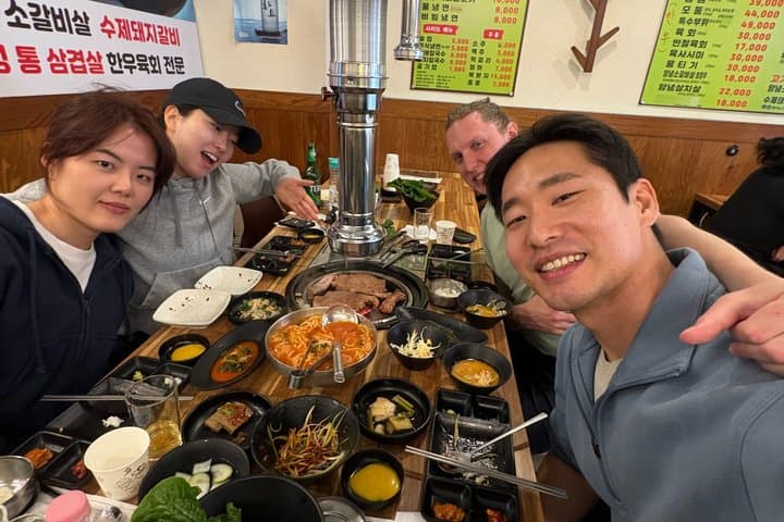 Seoul Hiking, Korean BBQ & Local Guide | Small Group Tour
