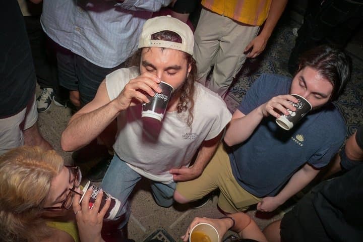 Thursday & Friday Night Pub Crawl for Professionals in Athens