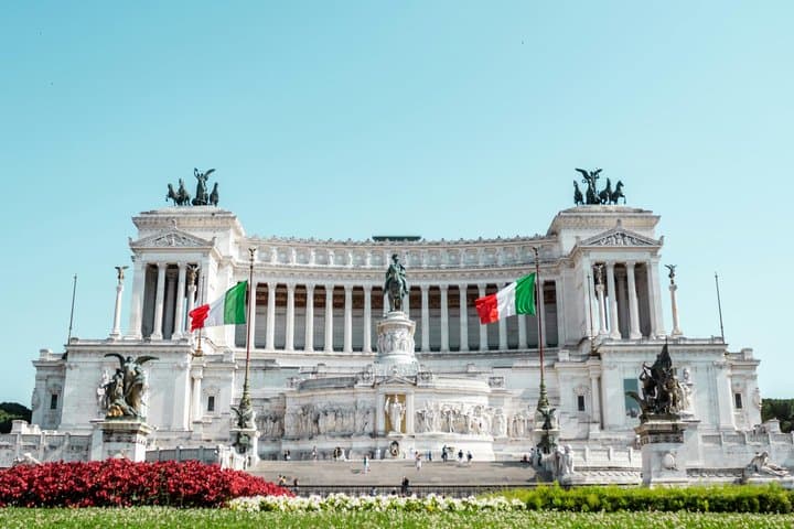 Rome: Vittoriano Monument Tickets Skip-the-Line Elevator Access