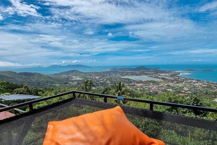 The Jungle Club or The Roof Samui Table Reservation with Transfer