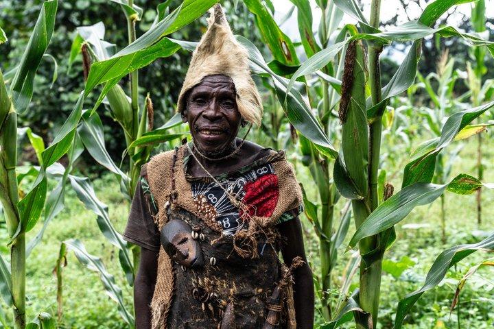 Uganda Gorilla Trekking, Queen Elizabeth and Murchison Wildlife