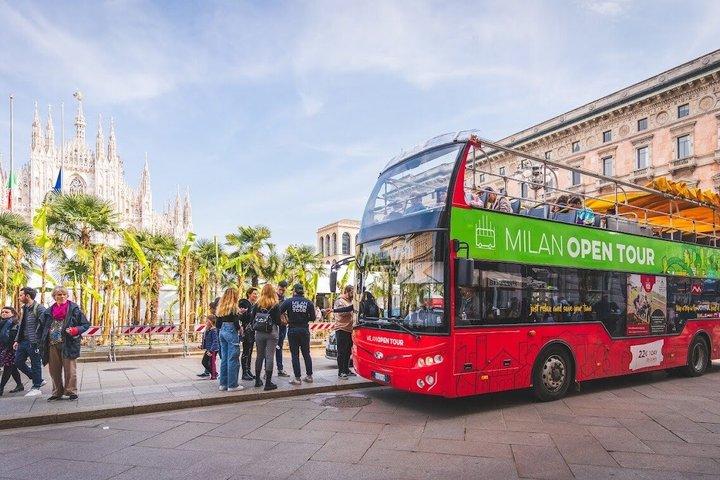 72-Hour "Gray Line" Milan Hop-On Hop-Off Tour with Audio Guide