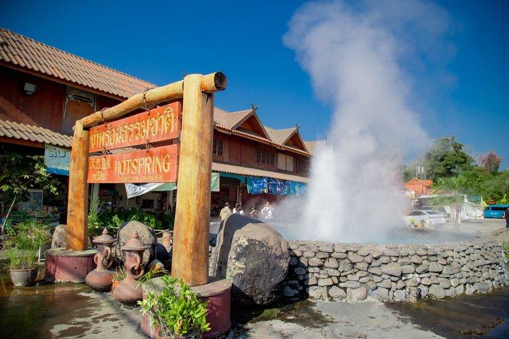 Chiang Rai Day Trip from Chiang Mai with Lunch
