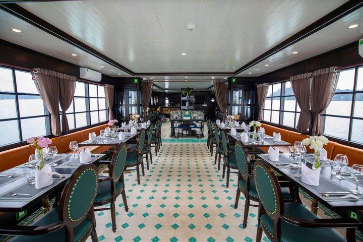 Hanoi: Discover Pristine Bai Tu Long Bay on a Scenic Day Cruise