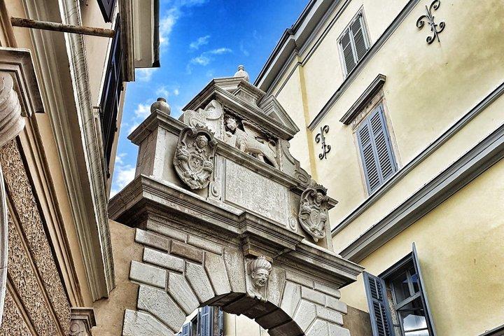 Rovinj private city tour with a local
