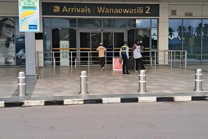 Private Transfer from Zanzibar airport/port - Pick & Drop off