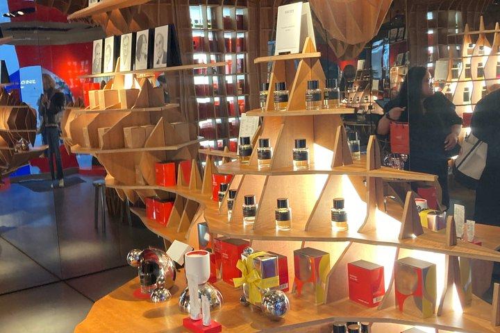 Chocolate and pastry tour in the Marais / optional perfume exp.