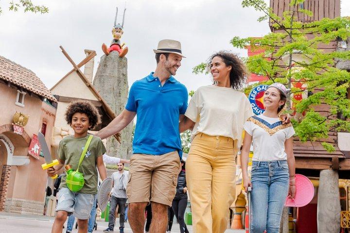Asterix Theme Park Transfer from Paris with Optional Entry Ticket