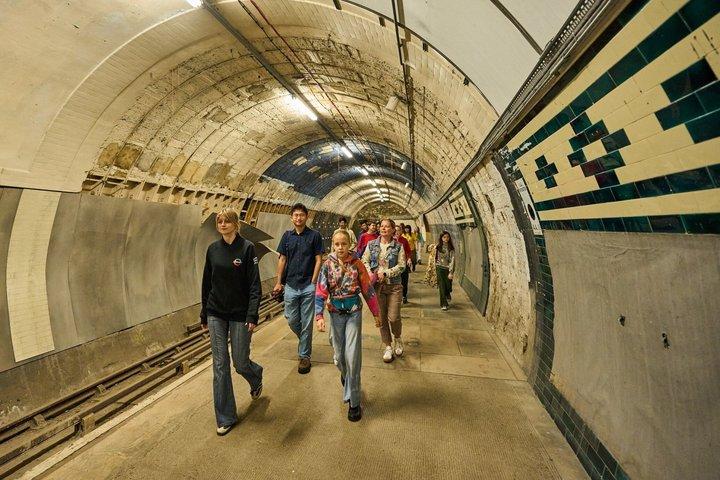 Hidden Tube Walking Tour of Aldwych Disused Station