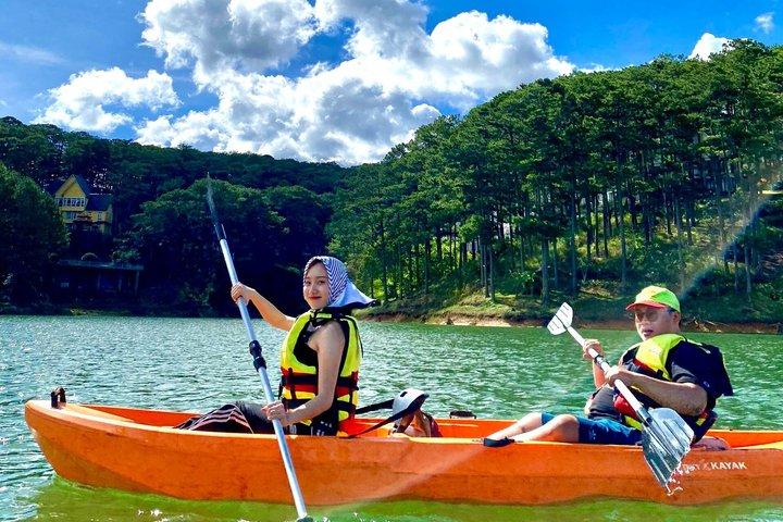 Stand Up Paddleboard or Kayak Boating to Discover Tuyen Lam Lake