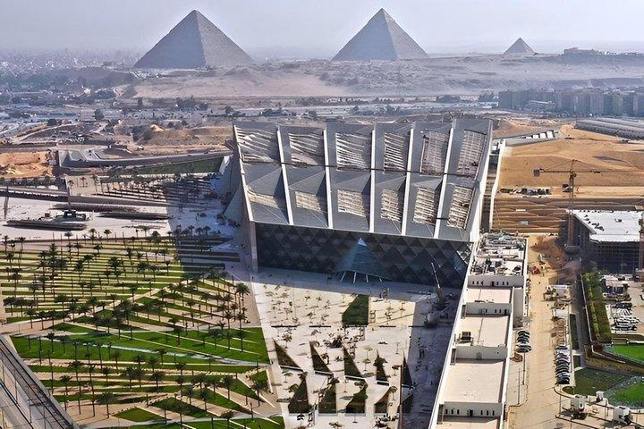 Private Guided Tour to the Grand Egyptian Museum GEM