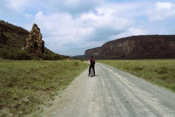 4 Day Lake Naivasha and Masai Mara Mid Range Safari