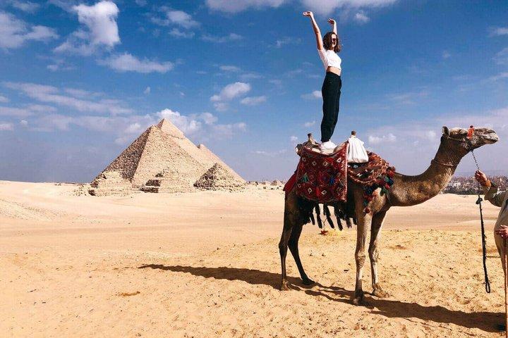 Private Tour to Giza Pyramids, Memphis & Saqqara with Camel Ride