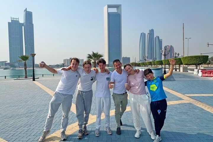 Abu Dhabi Tour from Dubai: Grand Mosque & City Key Attractions