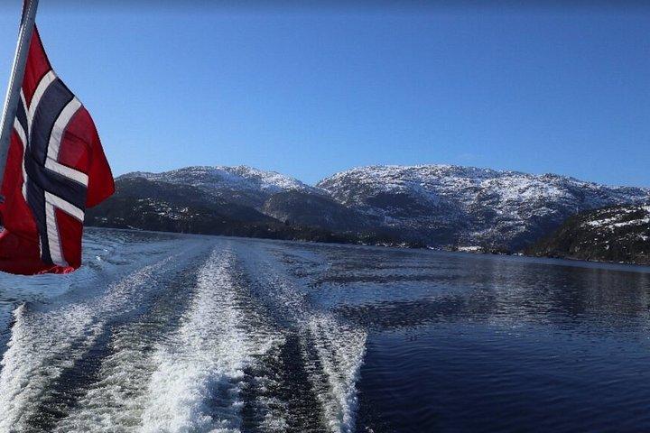 Bergen Fjord Cruise to Mostraumen Guided City Walk