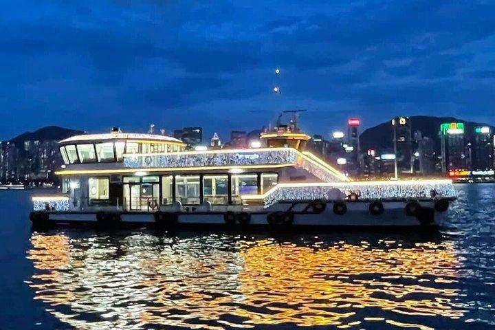 Hong Kong Victoria Harbour Sunset Tour with Star Ferry & Dinner