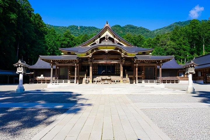 Niigata Private Custom Tour with Local Guide