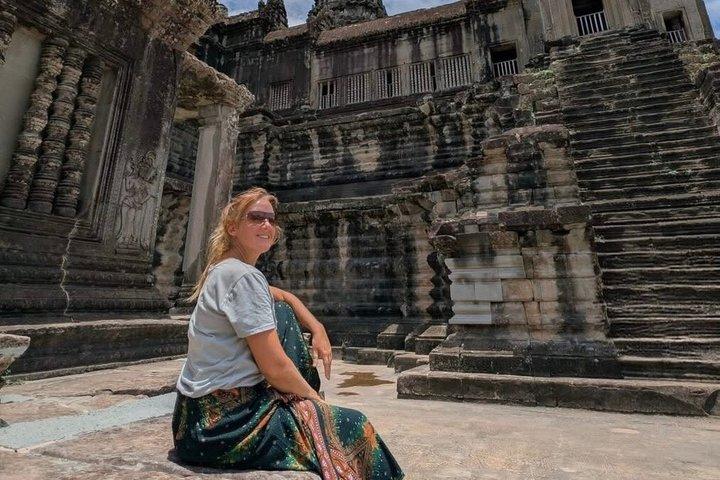 Private Custom Angkor Wat Tour with Local Guide