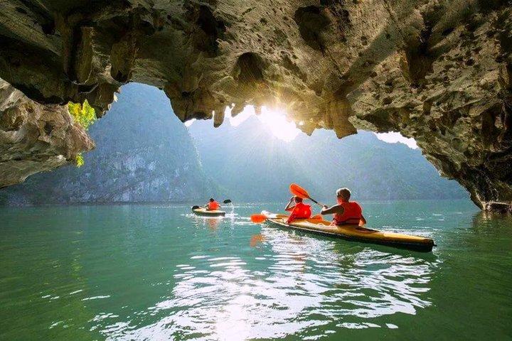 Halong Bay 5-Star Day Cruise - Titop Island, Cave, Kayak & Buffet