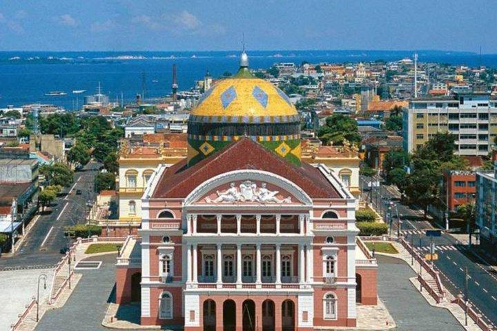 Private Historic City-tour through the centre OF Manaus