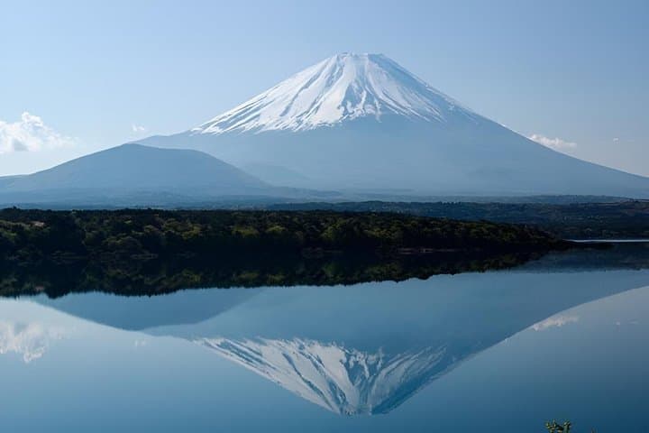 VIP Mt Fuji Tour by Luxury Car English speaking Driver Guide