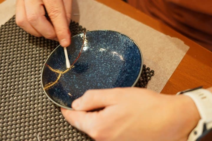 Tokyo Traditional Kintsugi Workshop in Asakusa Gold Repair Art