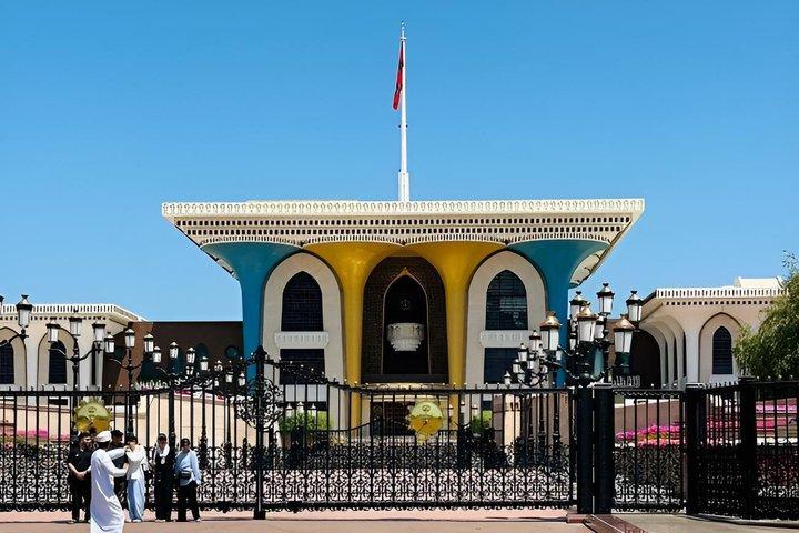 Private Full Day Guided Tour Muscat City Highlights and Nakhal