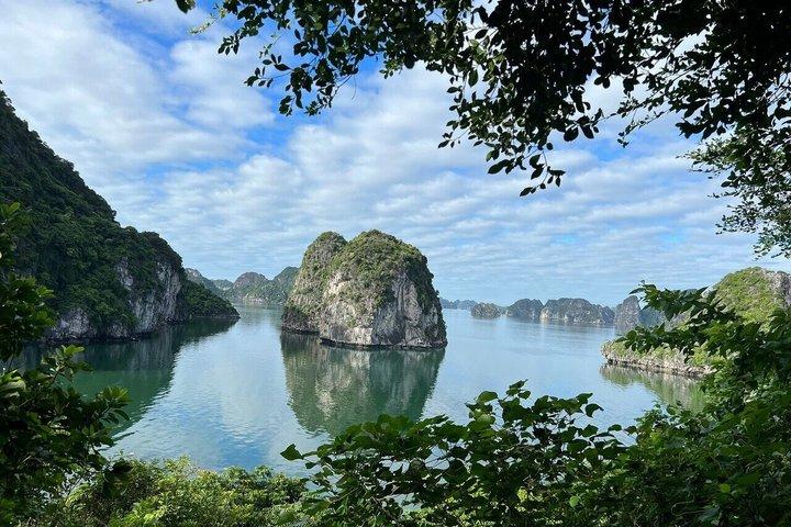 2-Day Explore Peaceful Bai Tu Long Bay with Scenic Swan Cruise