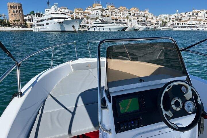 Boat rental in Marbella with dolphin watching
