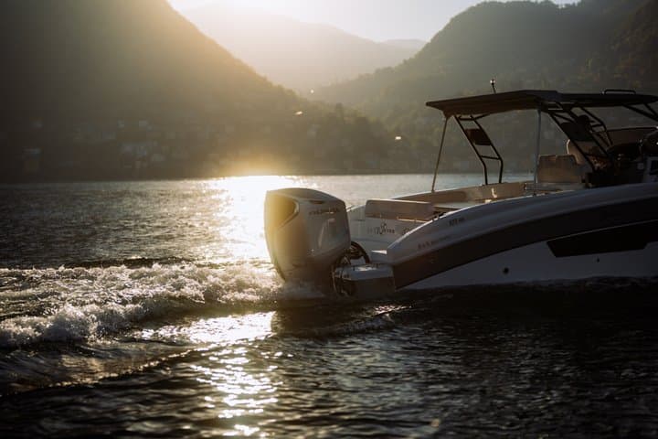 Private Boat Tour on Lake Como: Prosecco and Villas