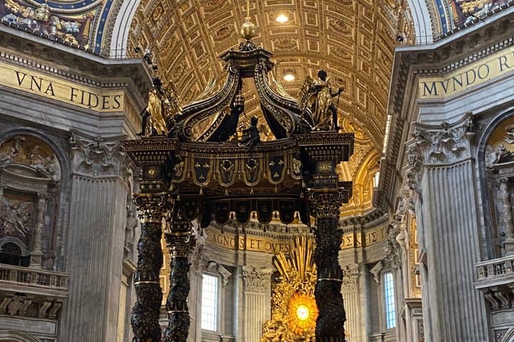 Guided tour of St. Peter's Basilica with free Gelato!