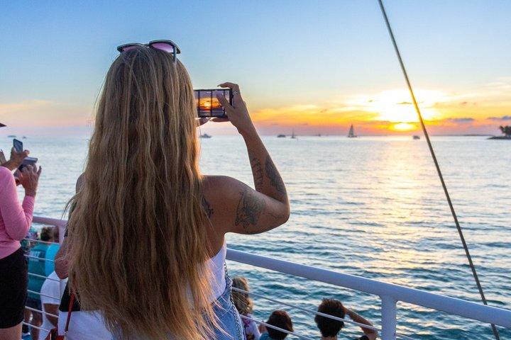 Key West Sunset Sail with Live Music, Drinks and Appetizers