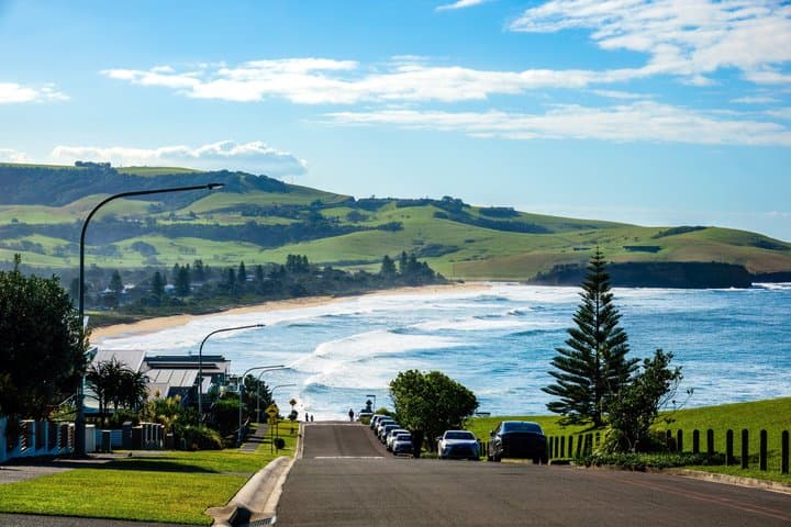 Sydney Secret Coastline Kiama Blowhole with Wollongong Wildlife