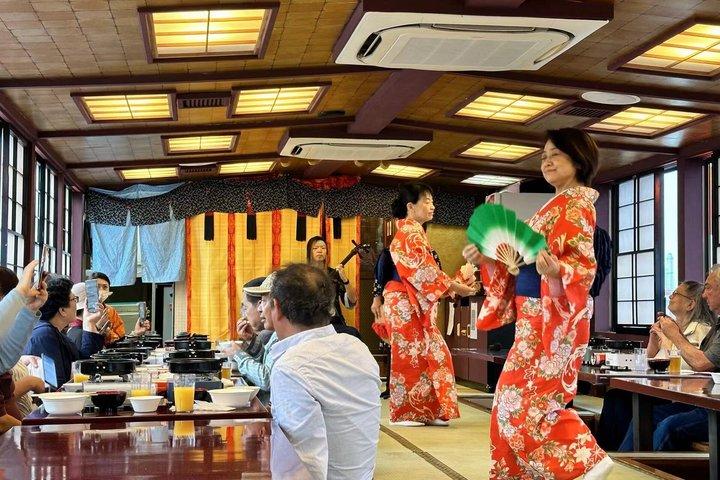 Tokyo Bay Yakatabune Dinner Cruise: Sukiyaki,Show & Odaiba Route