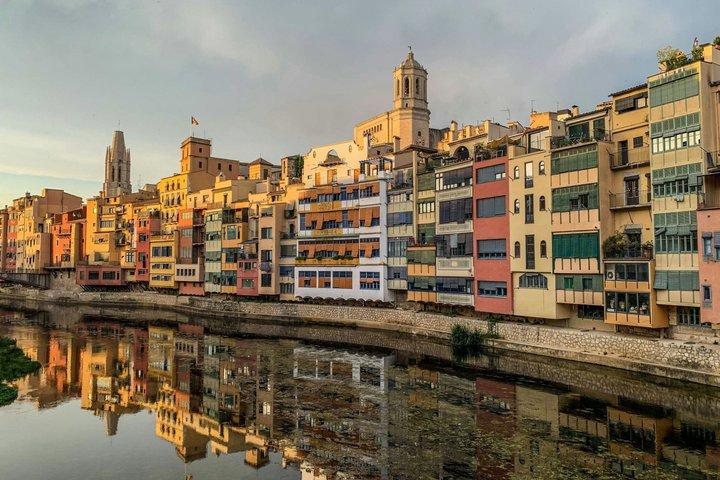 Girona Cathedral Old Town and Jewish Quarter Walking Tour