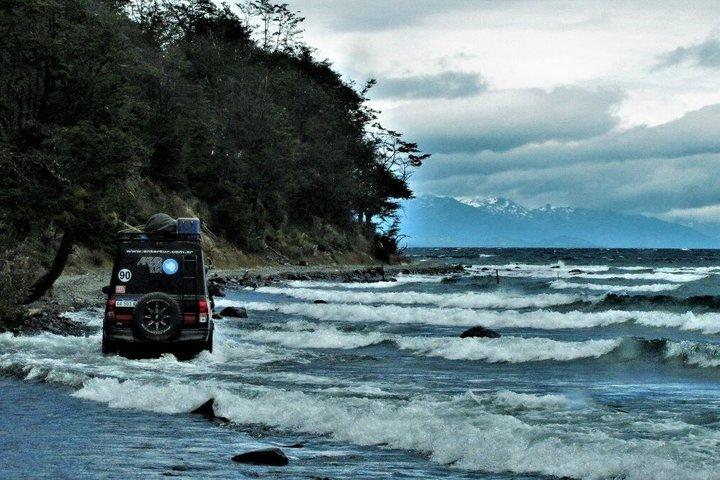 Off Road Tour 4WD Adventure on Lakes Fagnano and Escondido