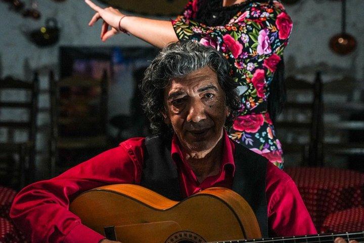 Flamenco Show in Zincalé Cave with Welcome Drink