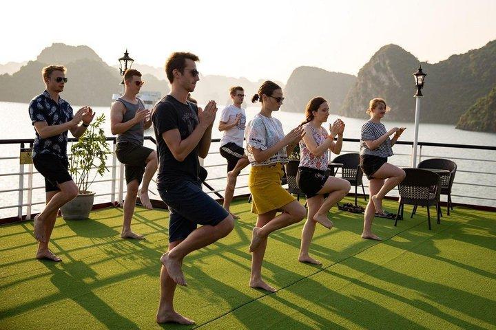 Hanoi: 3-Day Luxury La Casta Cruise in Halong & Lan Ha Bay