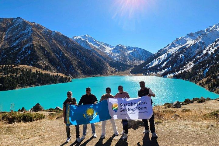 Big Almaty Lake & Alma-Arasan Gorge Tour with Birds of Prey Show