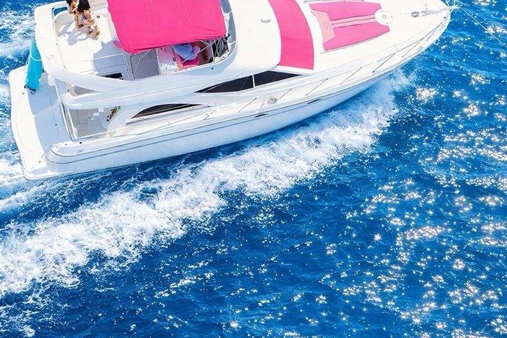 Pink Yacht Rental, 2 Free Jet Skis, Miami Boat Rental Up to 13