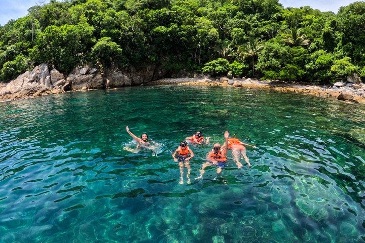 Puerto Vallarta: Tropical Fish Snorkeling and Zipline Tour