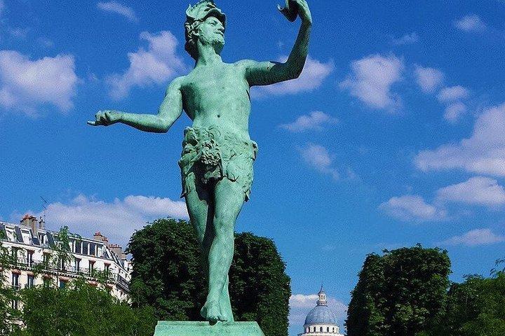 Paris Walking Tour in Latin Quarter Germain Luxembourg Notre Dame