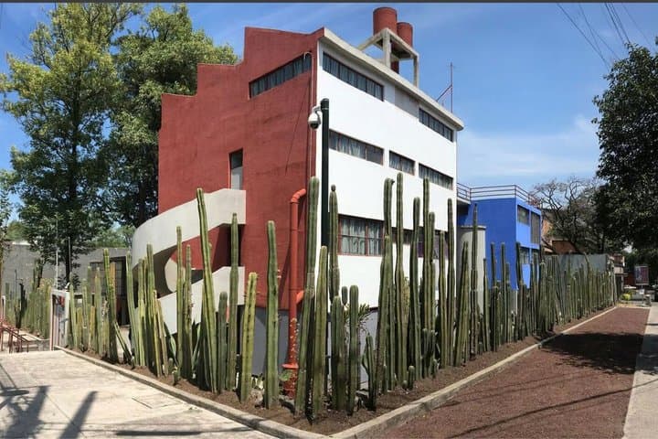 CDMX Visit to the Frida Kahlo Diego Rivera Studio House