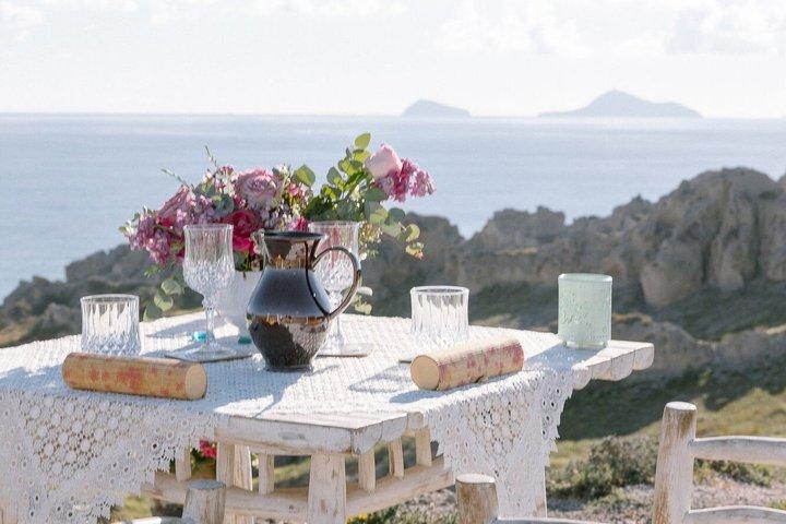 Private Horse Riding Experience with Romantic Picnic