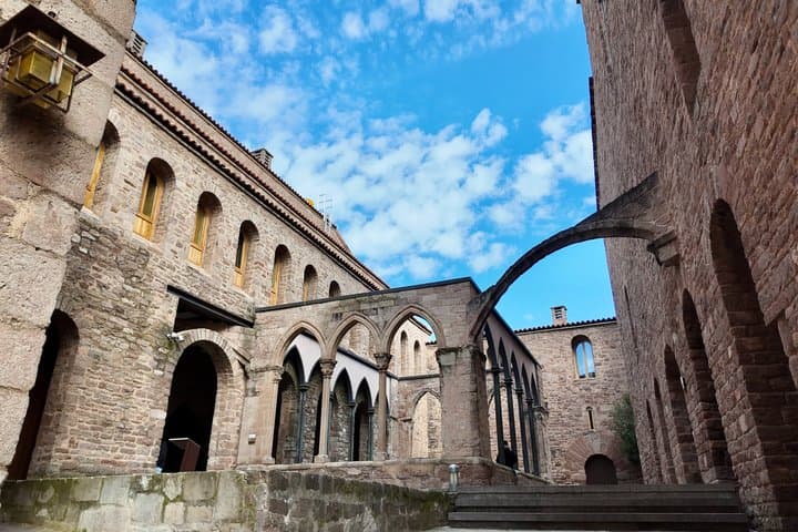 Montserrat Cardona and Salt Mountain Private Tour