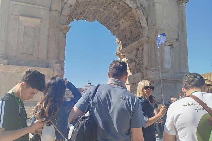 Guided Tour of the Colosseum, Arena, Forum and Palatine
