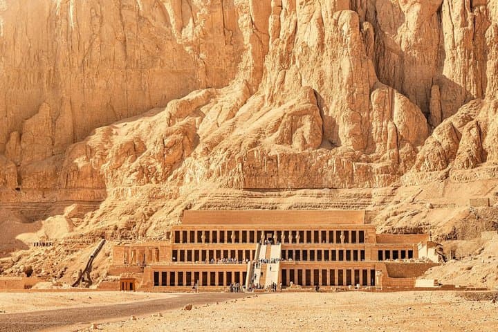 luxor Private Tour: Valley of the Kings, Hatshepsut & Memnon