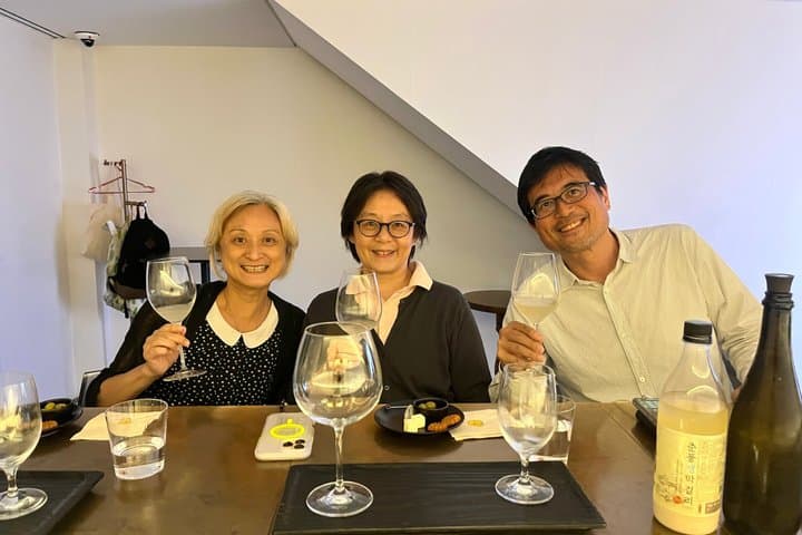 Seoul: Korean Craft Makgeolli Brewery Tour & Tasting Experience