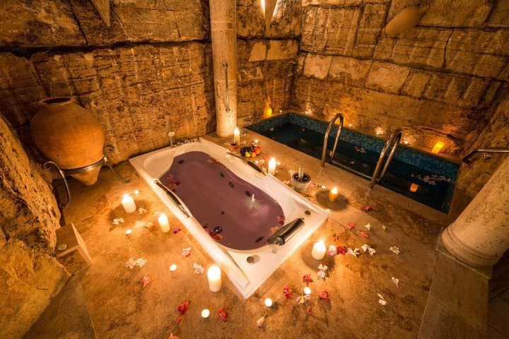 Traditional Moroccan Hammam and Massage Experience in Marrakech